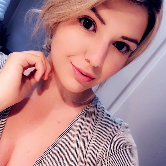 Meet your Posher, Gabrielle - Picture 1 of 1